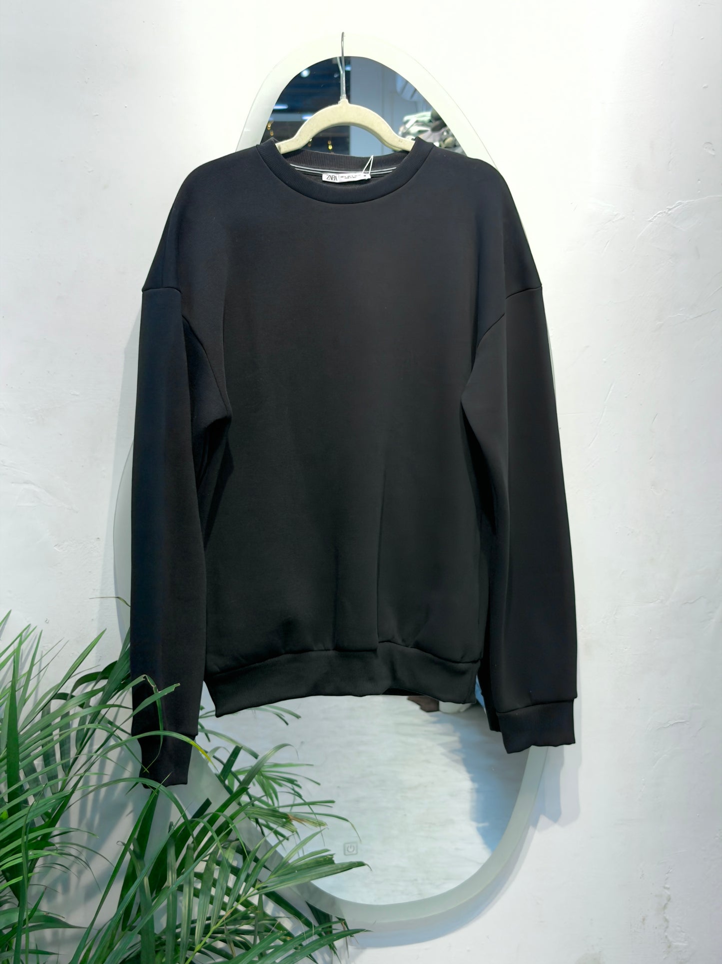 Black Zara sweatshirt
