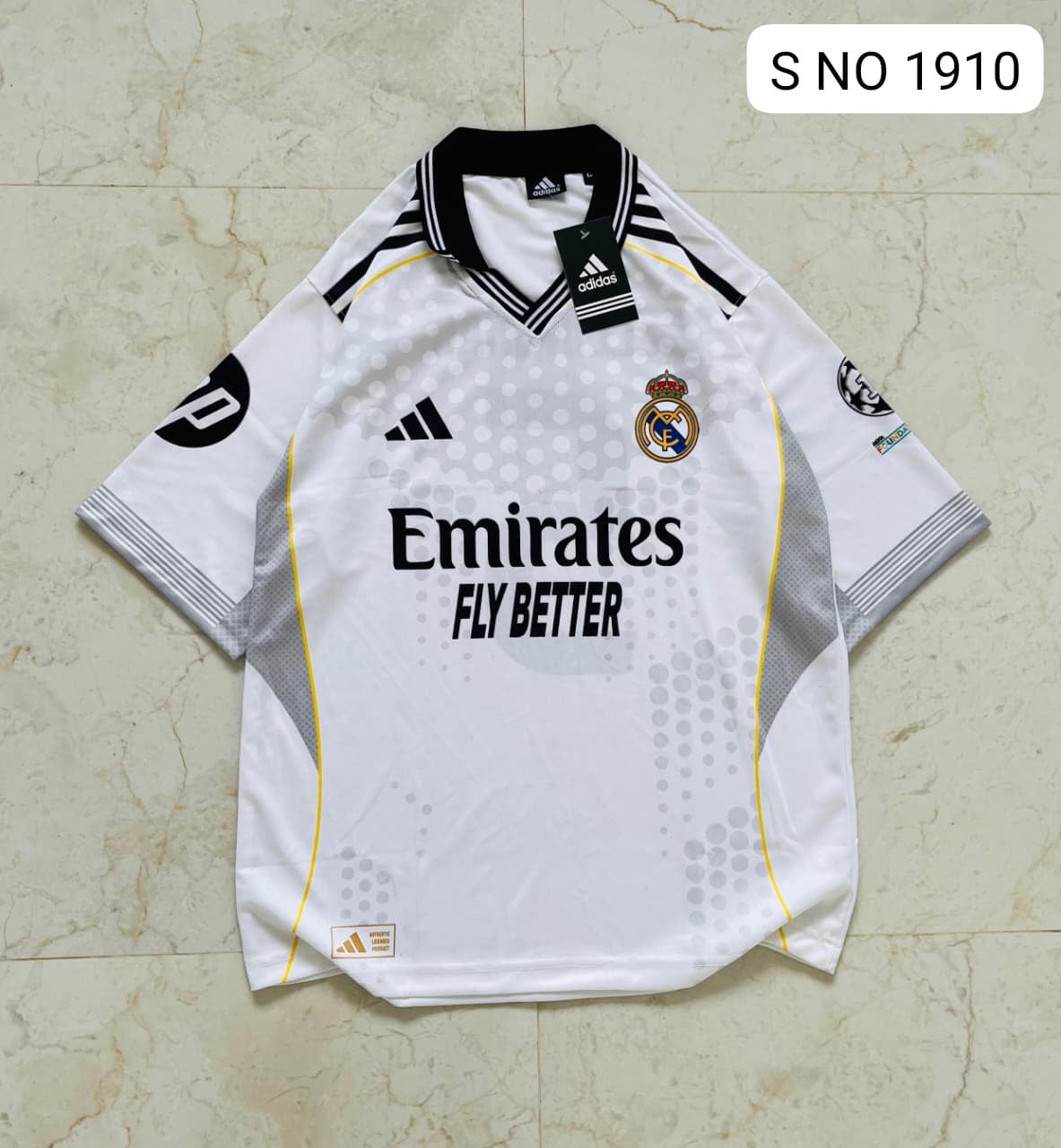 Collared vintage jersey