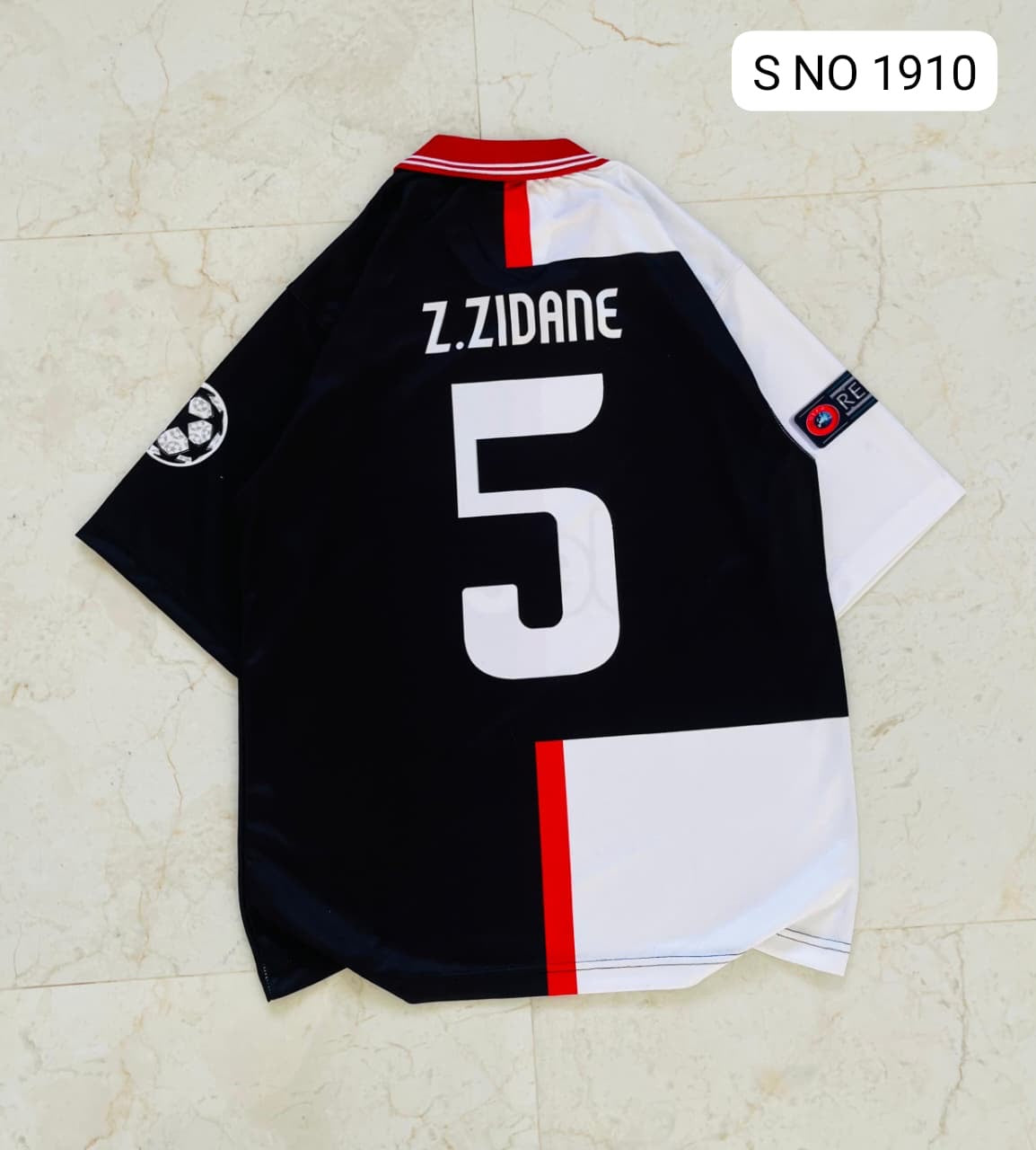 Collared vintage jersey