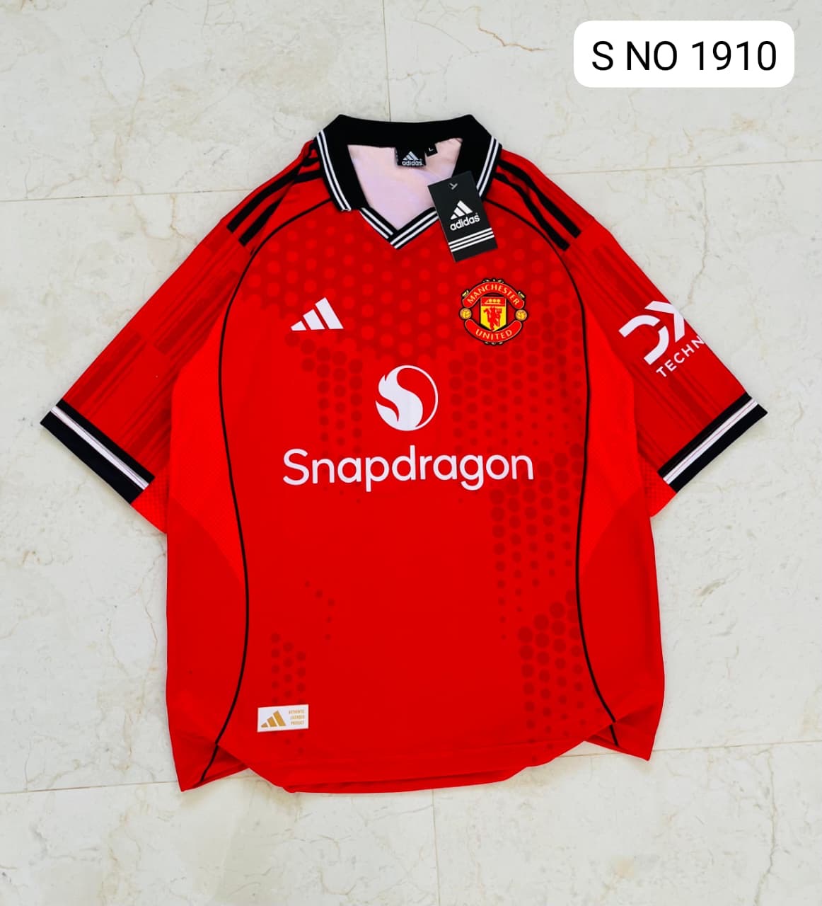 Collared vintage jersey