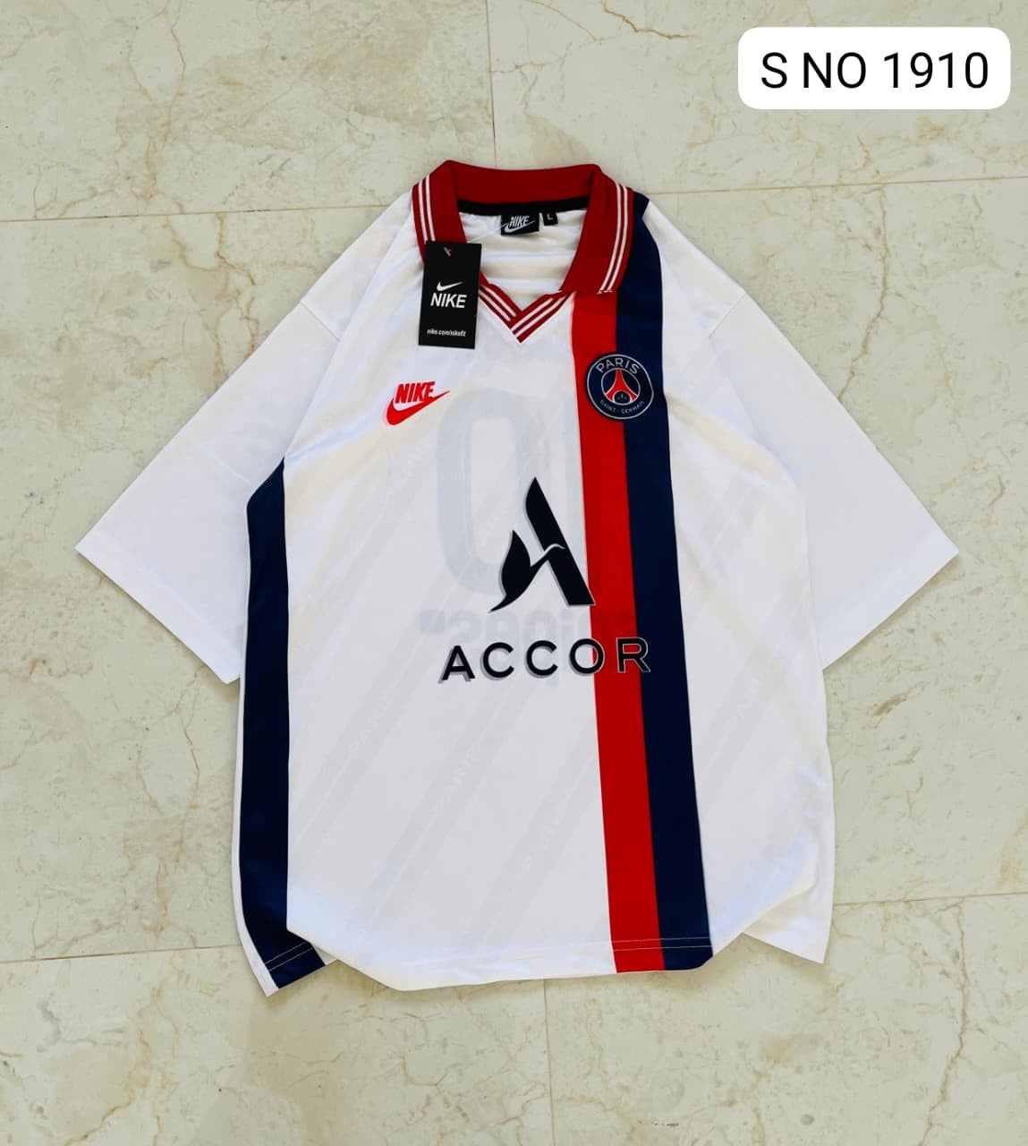 Collared vintage jersey